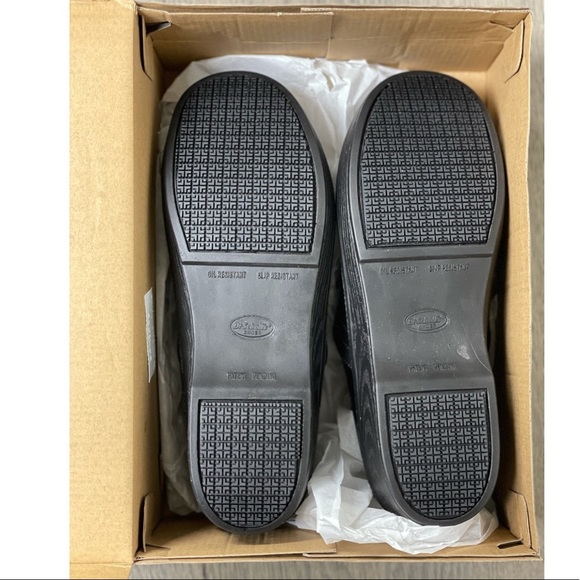 Dr.Scholl's Women's Dynamo Work Clogs NWB - Picture 12 of 12